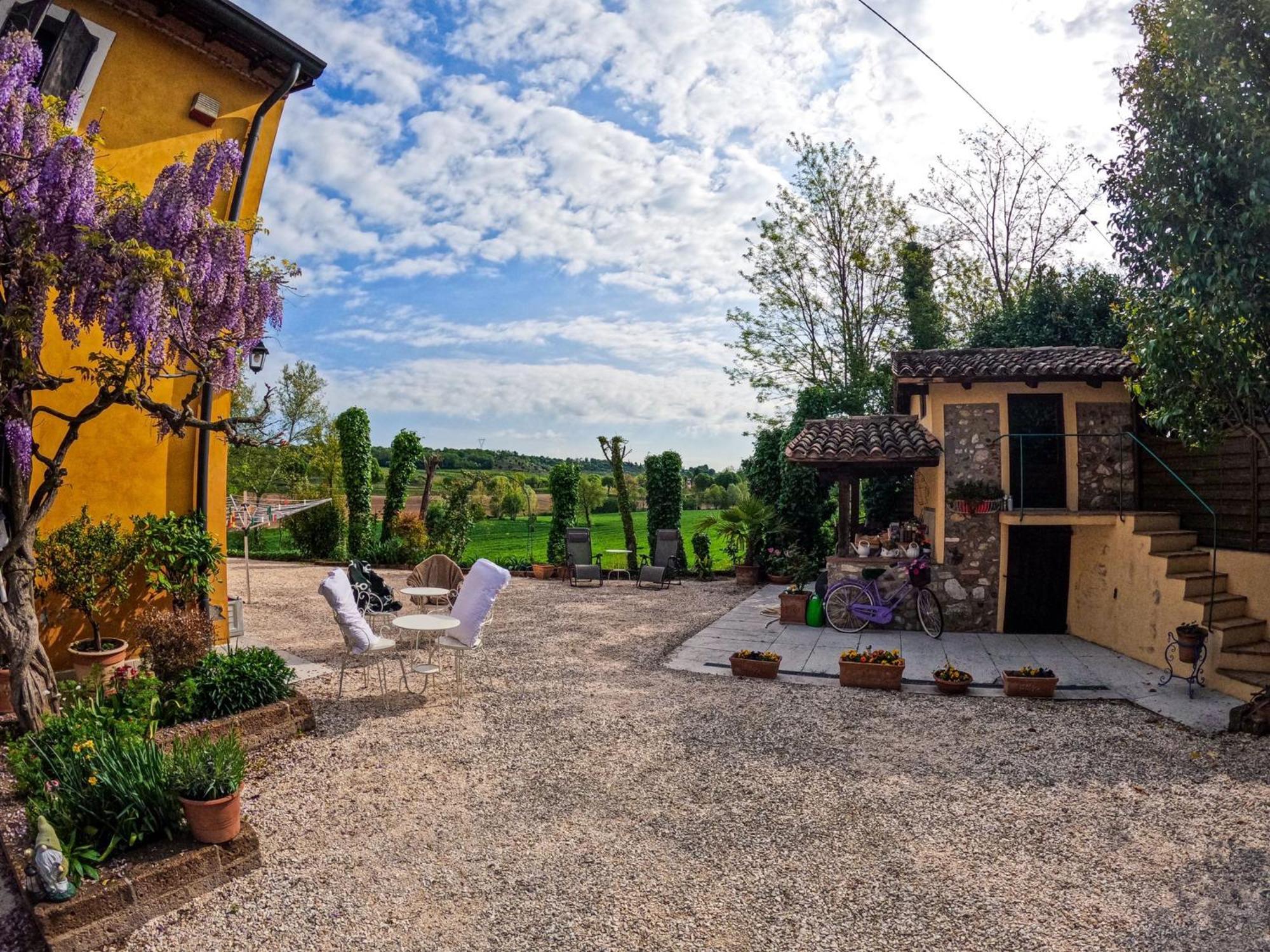 B&B Casacasina Монцамбано Екстериор снимка