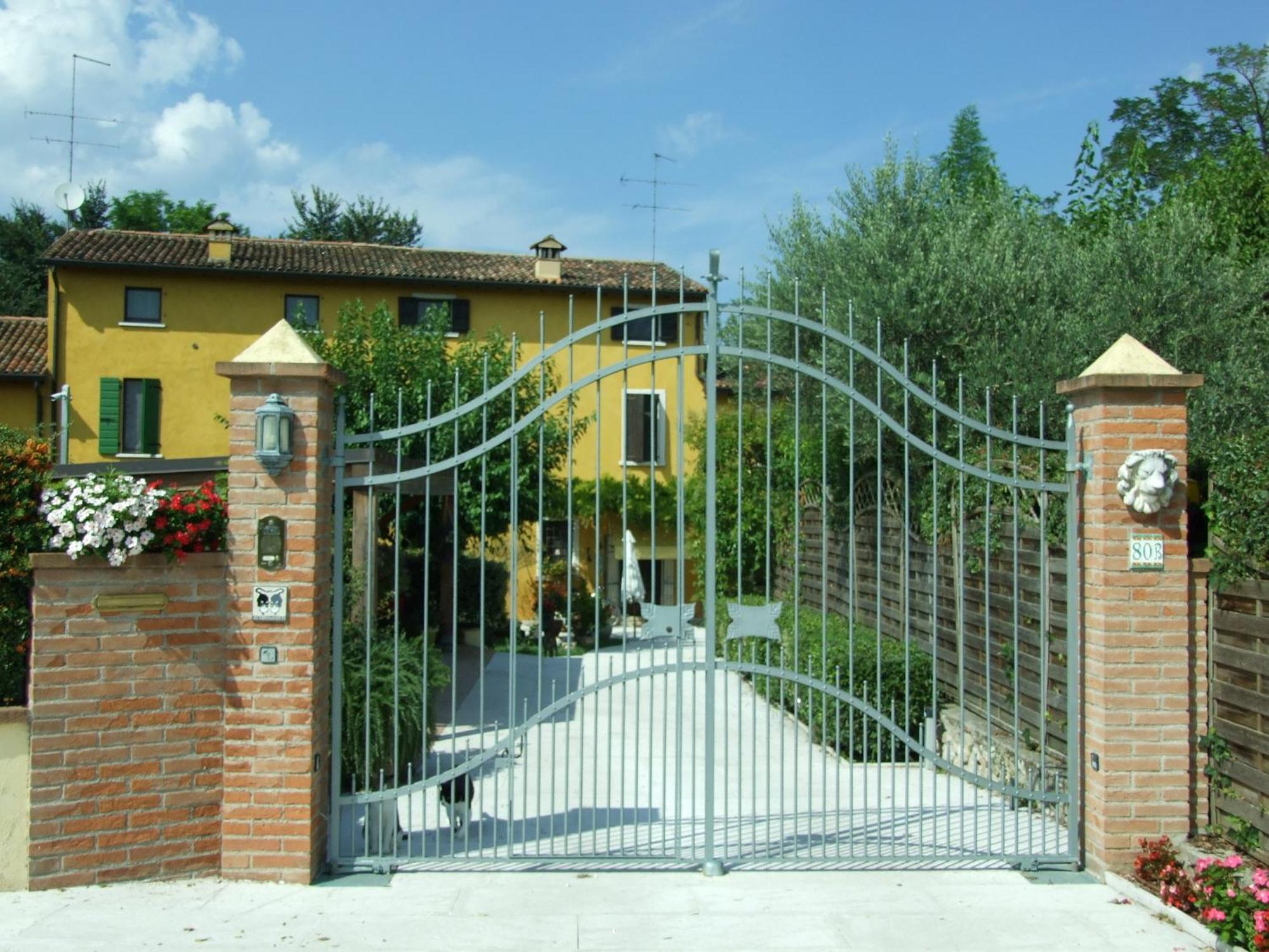 B&B Casacasina Монцамбано Екстериор снимка