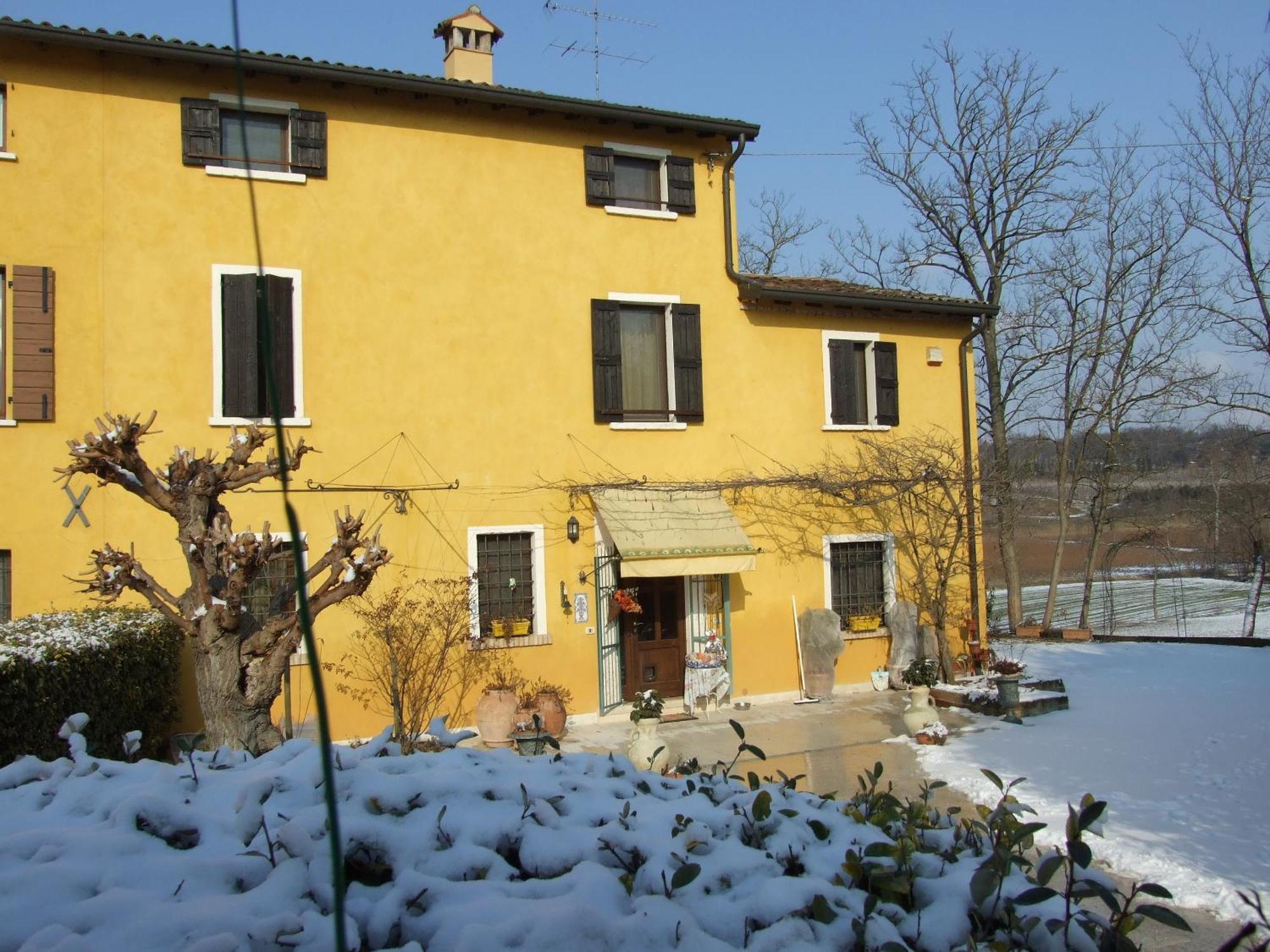 B&B Casacasina Монцамбано Екстериор снимка
